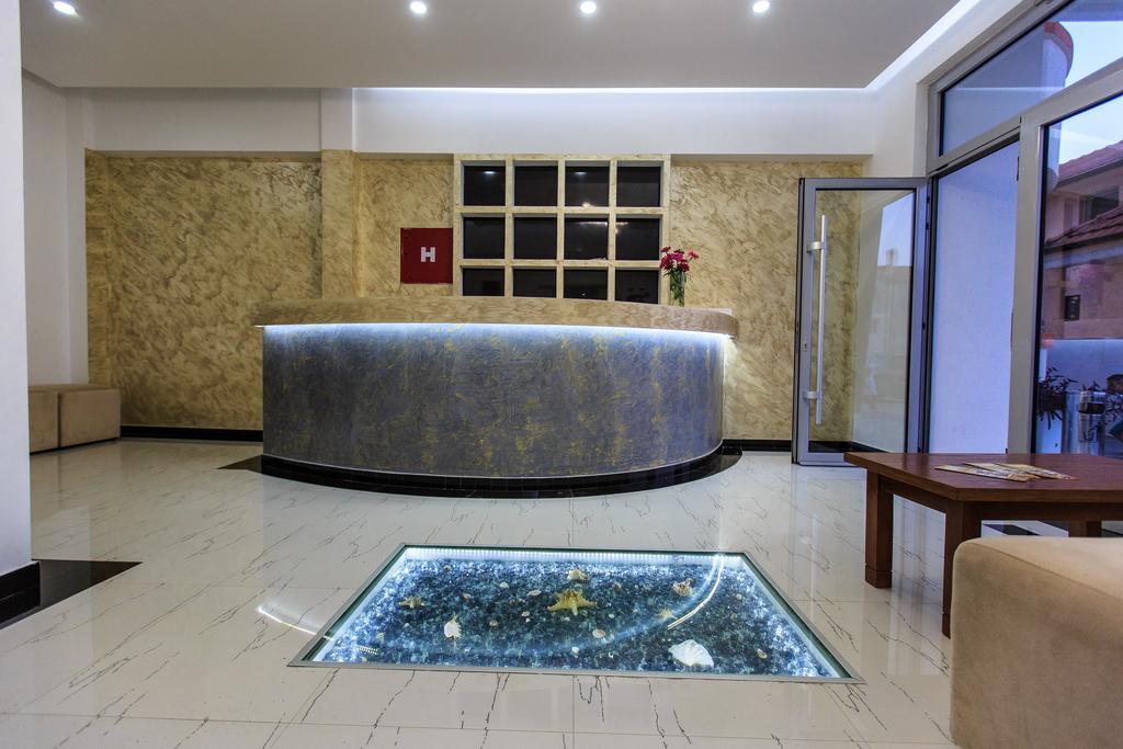 Hotel Edita Ulcinj Exterior foto
