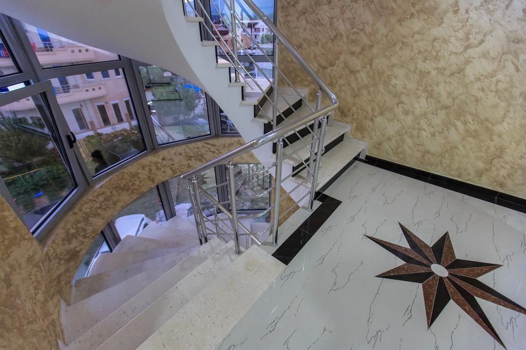 Hotel Edita Ulcinj Exterior foto