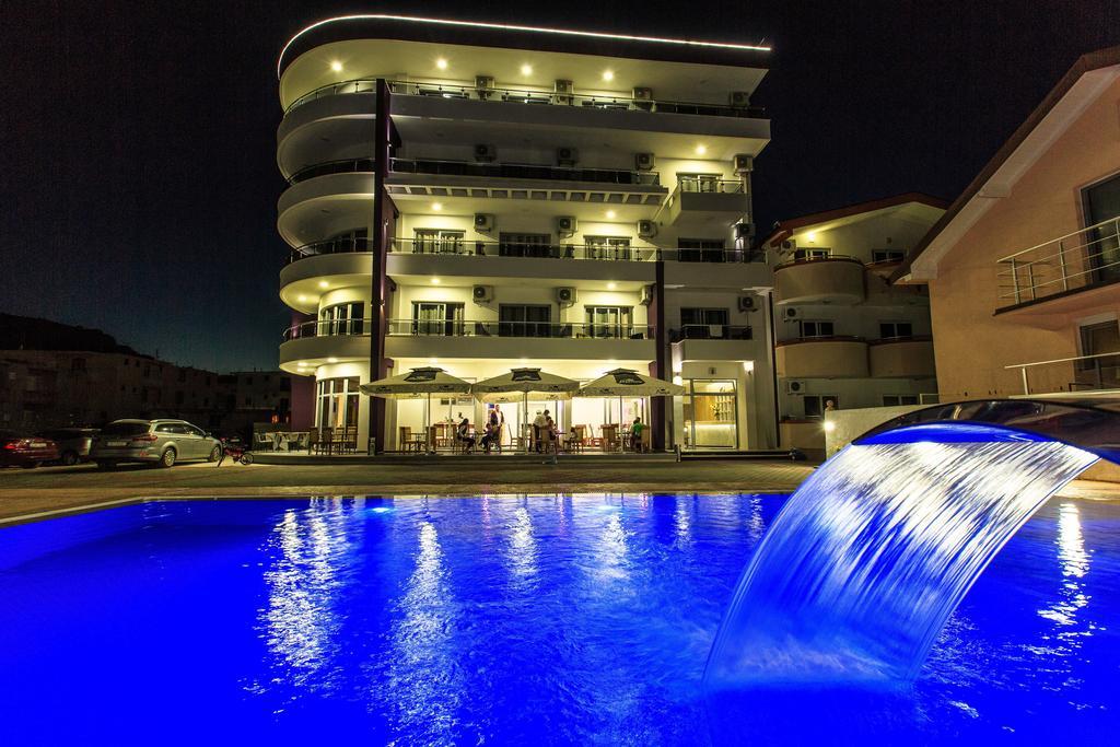 Hotel Edita Ulcinj Exterior foto