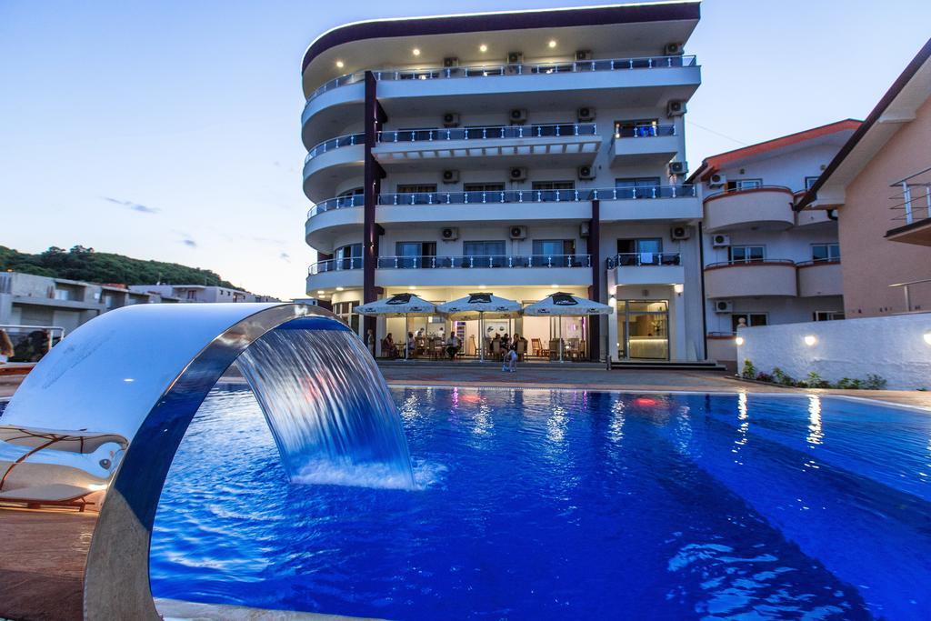 Hotel Edita Ulcinj Exterior foto